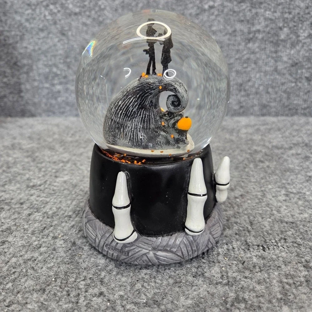 Nightmare Before Christmas THIS‎ IS HALLOWEEN Musical Snow Globe 1993 Tim Burton